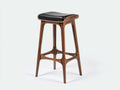 Barhocker aus Holz mit Polstersitz 45×43×77 cm - Schwarz/Walnussbraun - gebogener Rahmen mit Fußablage